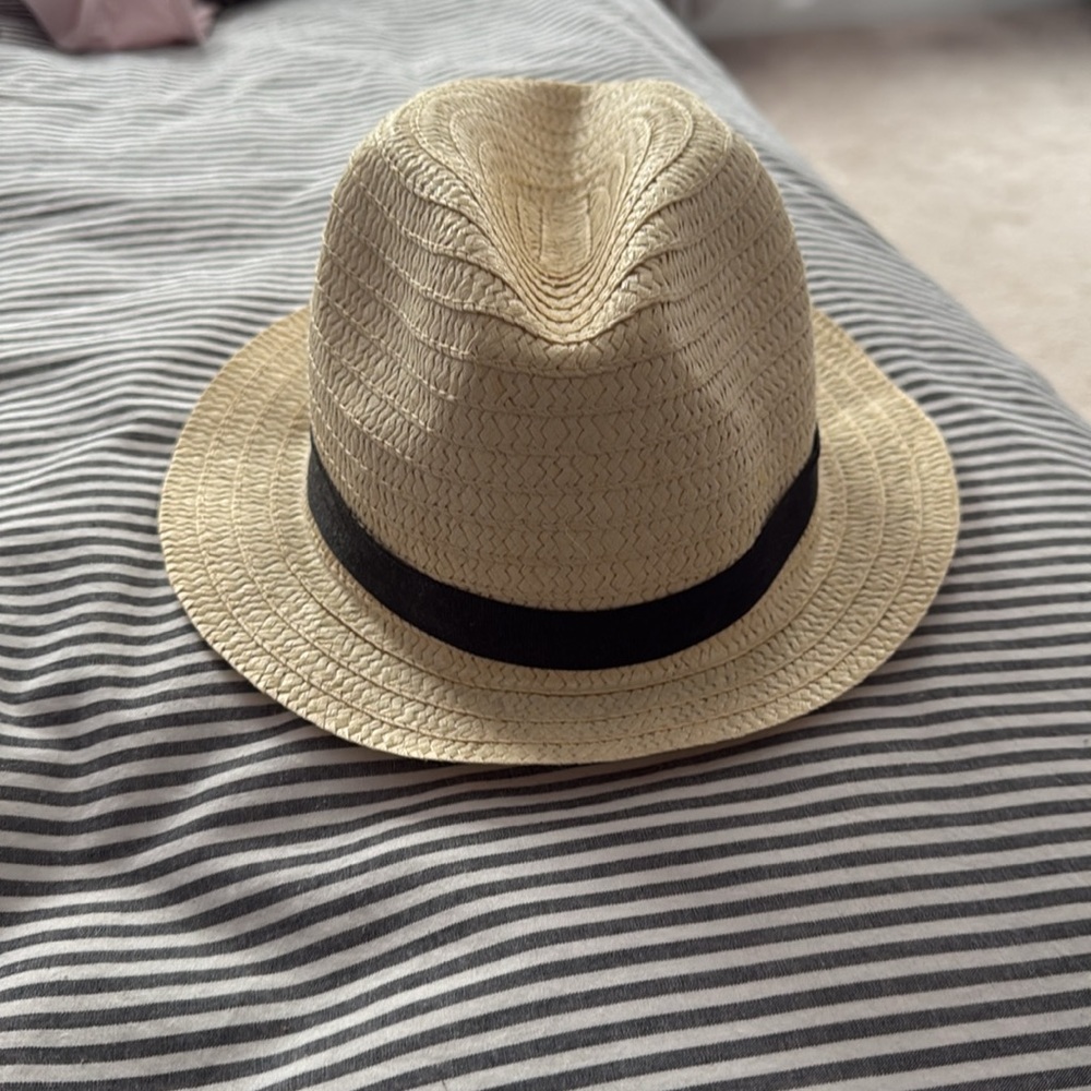 Straw hat - Picture 2 of 3
